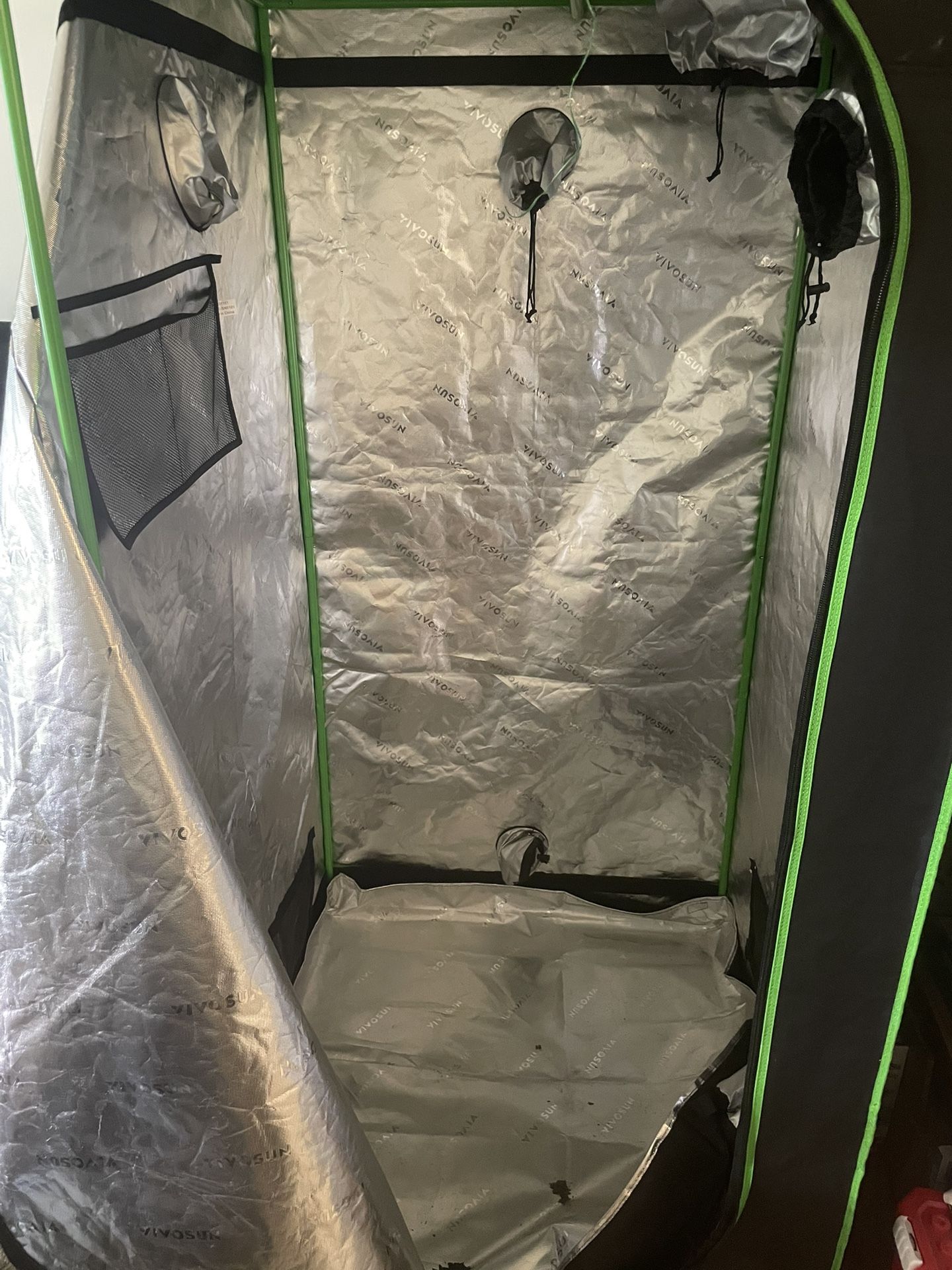 3x3 VIVOSUN Grow Tent