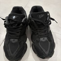 New balance 9060 triple black