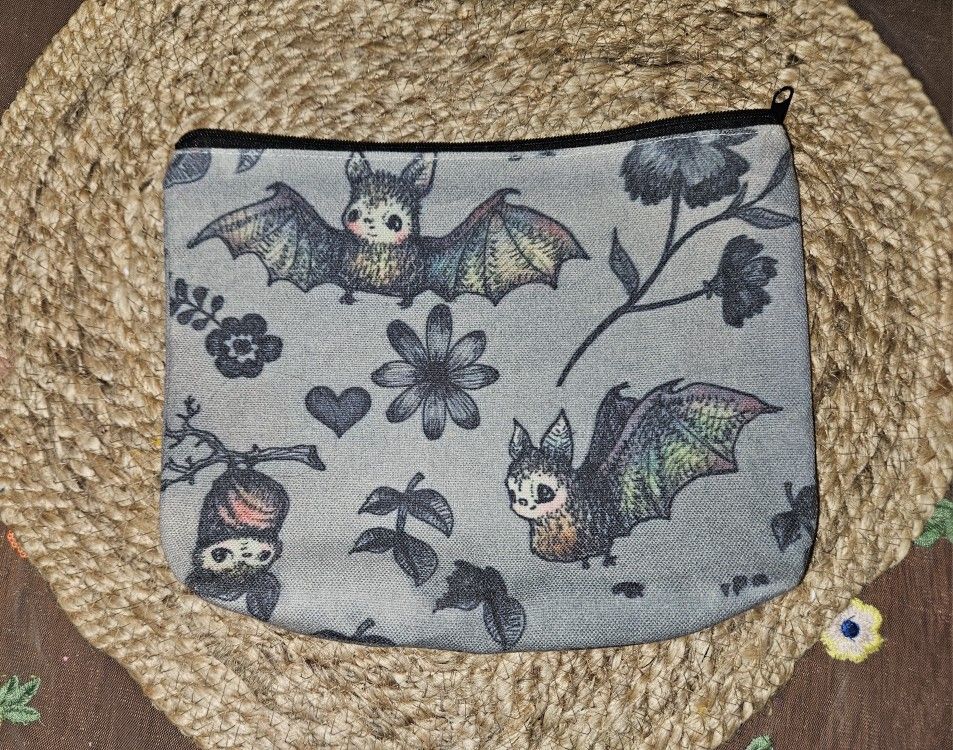 Makeup Bag with Bats Design 