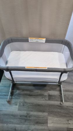 KoolaBaby 3-in-1 Bassinet – Bedside Sleeper + Playpen