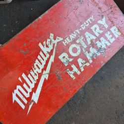 Milwaukee Rotary Hammer 