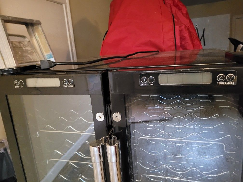 Wine Fridge for Sale in Downers Grove, IL OfferUp