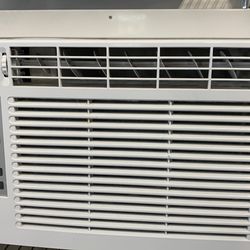 GE electronic window air conditioner