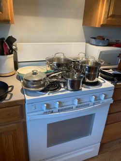 Stainless steel pots and pans set