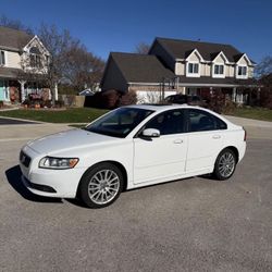 Volvo 2010 One Owner 