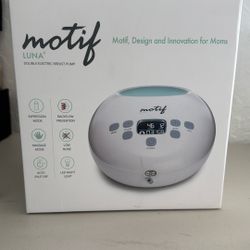 Motif Luna double electric breast pump. 