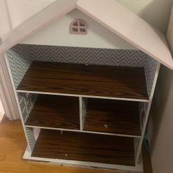Doll House Bookshelf