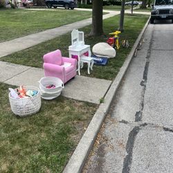 Kids Toys/furniture 
