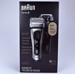 Braun Series 8 - 8517s Electric Razor Shaver Kit with Case and Charging Stand