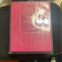 Victoria’s Secret Perfume Bombshell