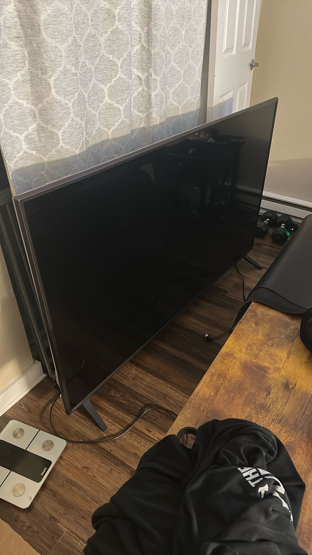 75” LG LCD ( I Think Lol ) Perfect Condition. 