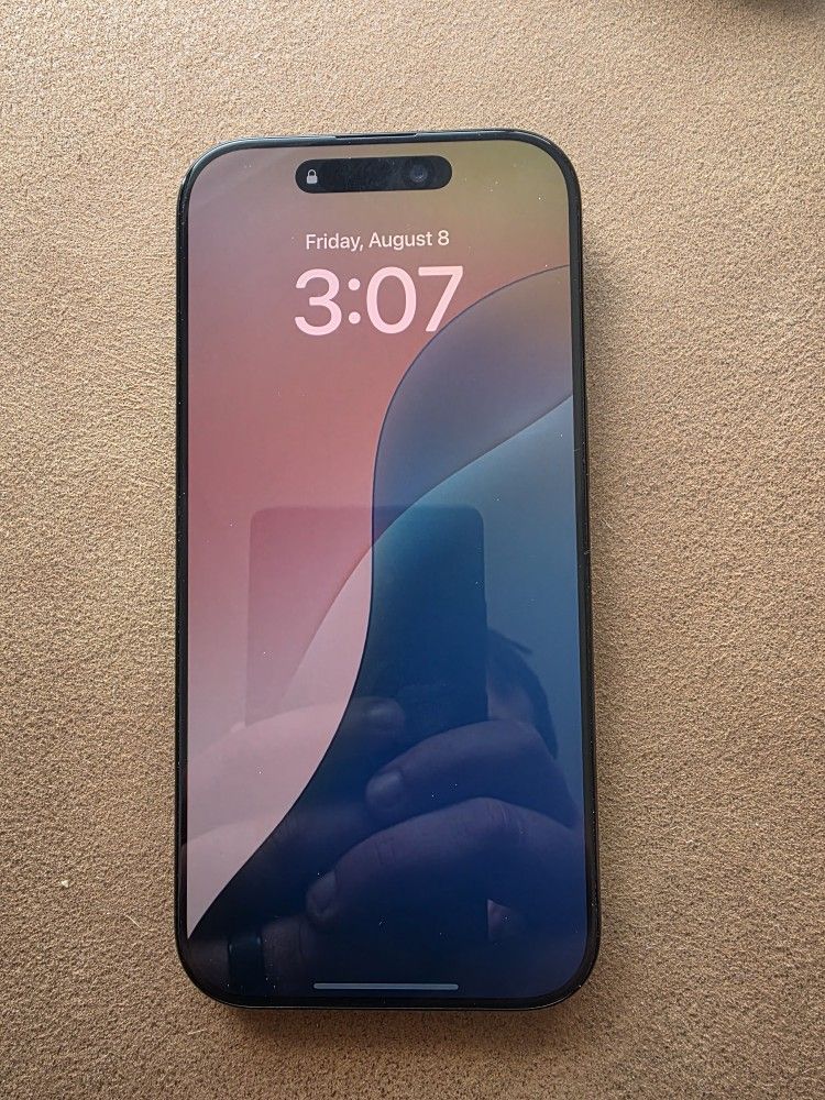 Apple iPhone 16 Pro
