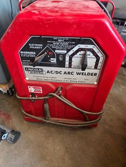 Lincoln Electric AC/DC Arc Welder