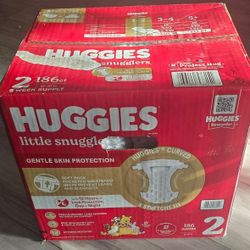 HUGGIES LITTLE SNUGLERS SIZE 2 186 COUNT DIAPERS 