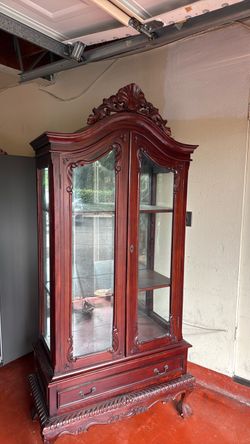 China cabinet