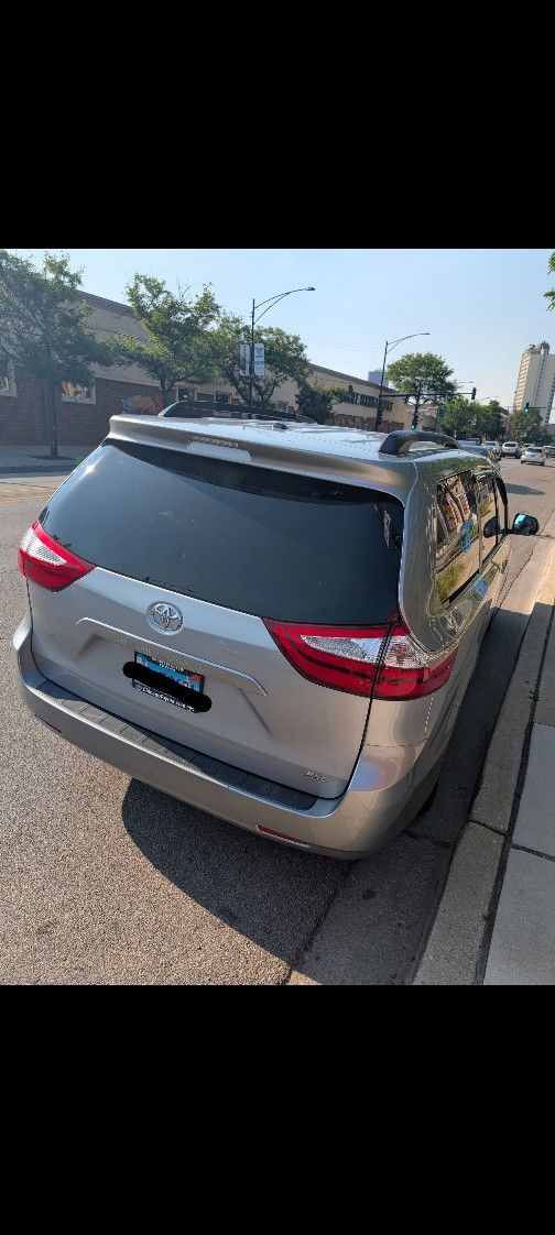 2015 Toyota Sienna