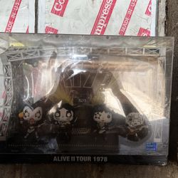 Funko Pops Kiss Alive all Tour 
