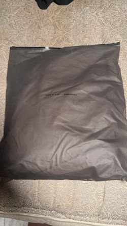 brand new essentials hoodie Size L
