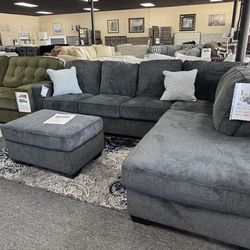 Altari Sectional. 🚚WE DELIVER🚚