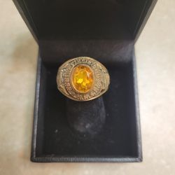 10 K Gold Class Ring.  Weight Is 9.7 Grams 