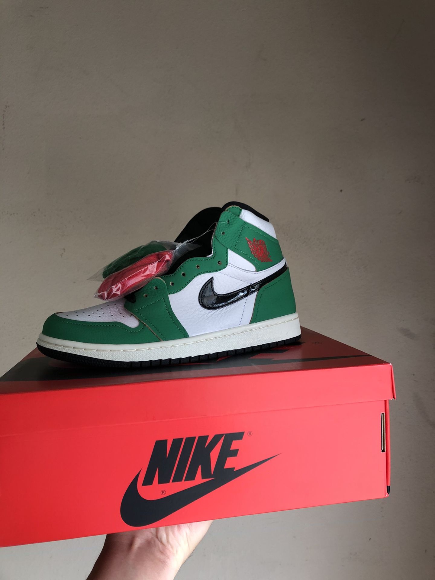 Jordan 1 Retro High Lucky (W) 8.5W, 8,5W, 9W, 9.5W, 12W