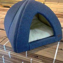budget film Silky & Soft Pet Bed - Supreme Comfort for Your Beloved Pet