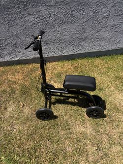 Black Knee Scooter Walker with Hand Brakes