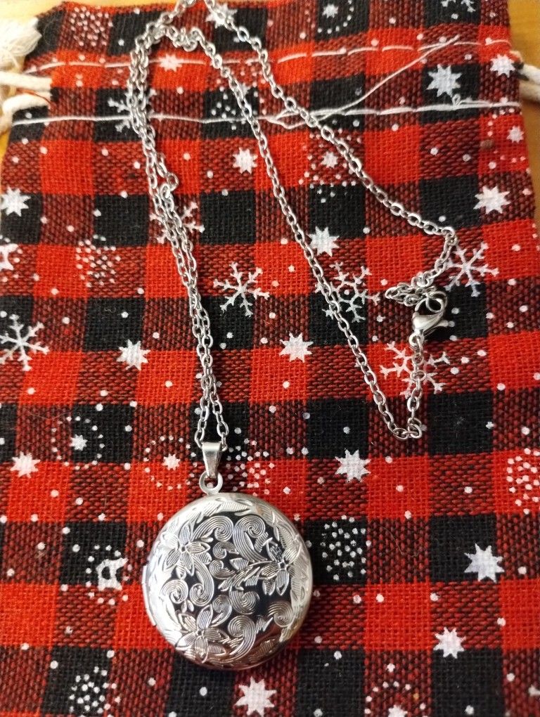 Stainless Steel Locket
