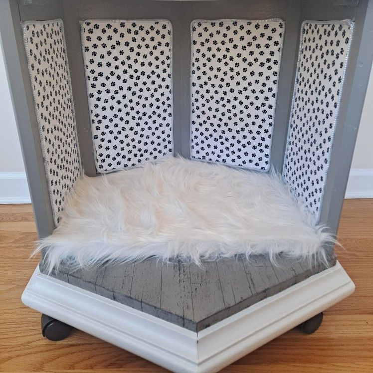 Repurposed Dog Or Cat Bed
