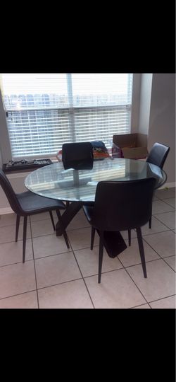 Kitchen table