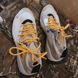 New Adidas Seeulater OG Trail Running Hiking Shoes Men's Size 9 Tan White FW4450