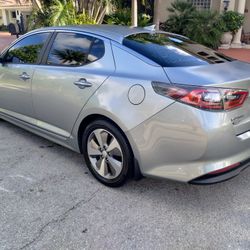 2014 Kia Optima Ex Hybrid Financing With No Credit Check!