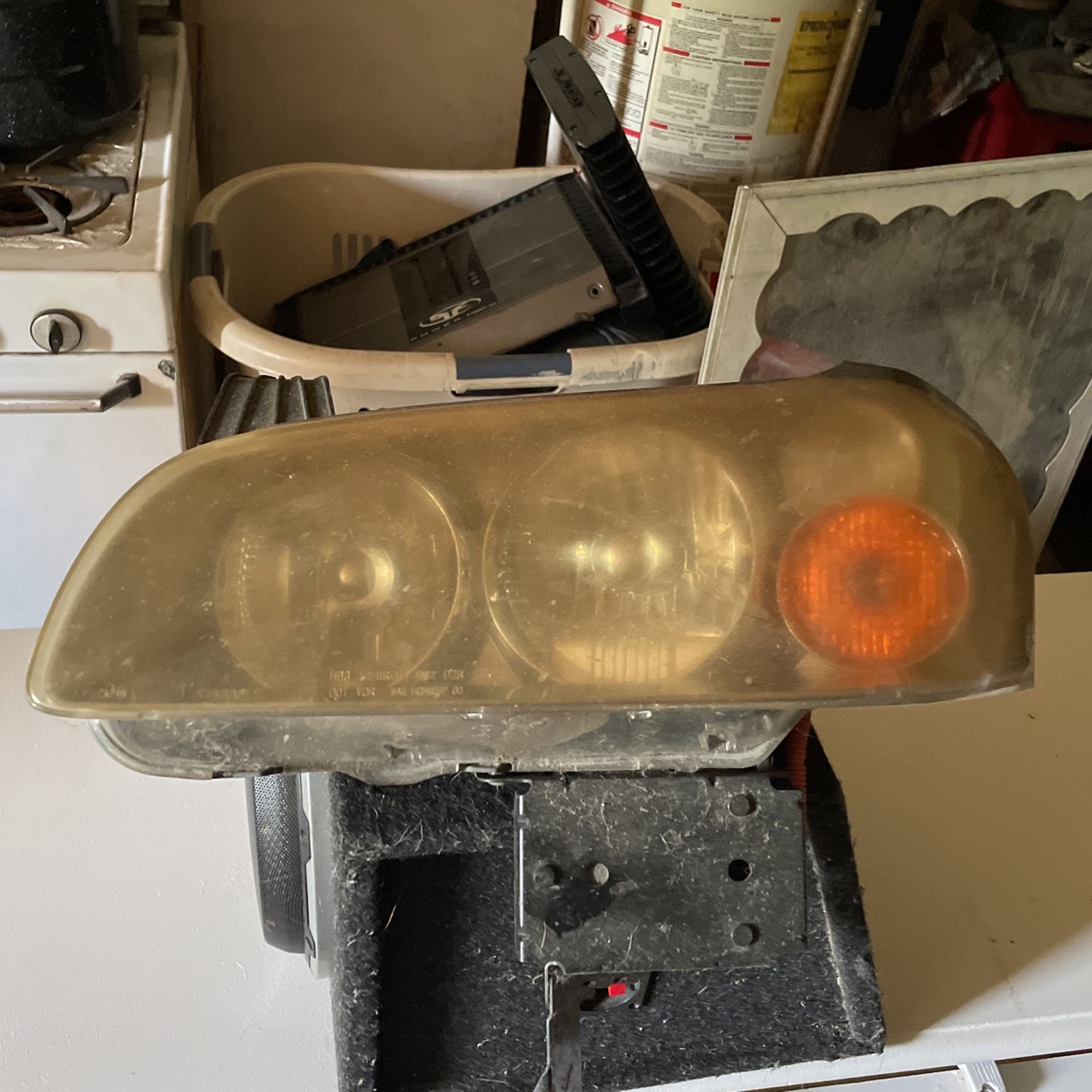 2002 Nissan Maxima Hid Headlights 150$