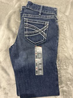 NWT Women’s Ariat FR 28L