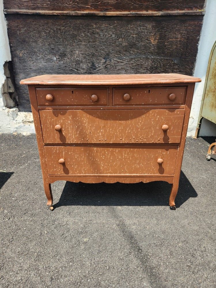 Farmhouse Fresh Antique Wooden