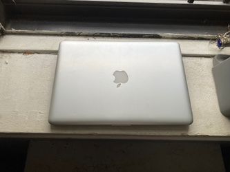 Mac book pro 2012 (MEMORY RAM NEEDED)