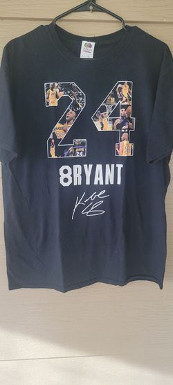 KOBE BRYANT TSHIRT SIZE LARGE IN GREAT CONDITION