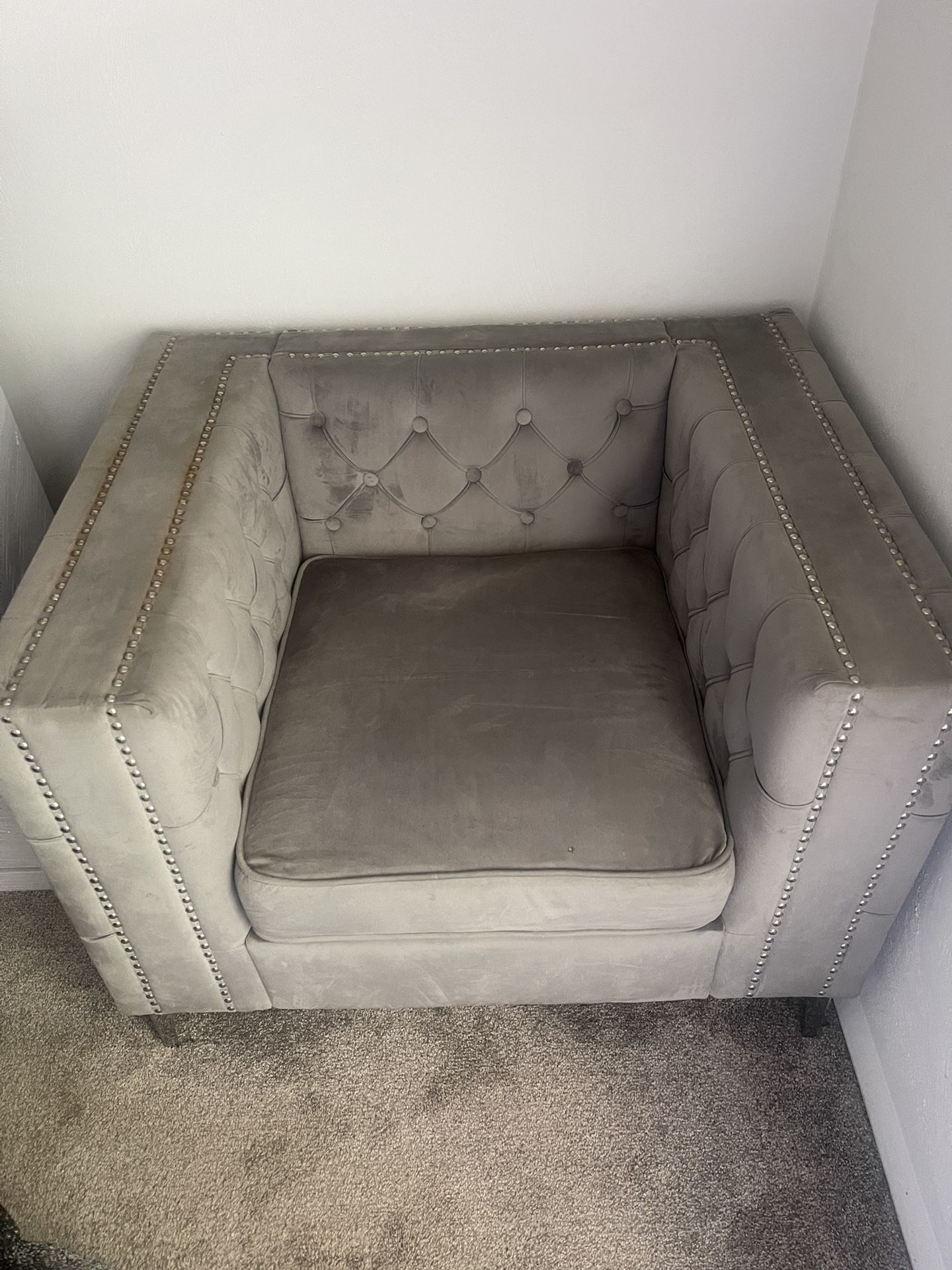 Accent chair