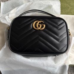 Gucci marmont crossbody bag