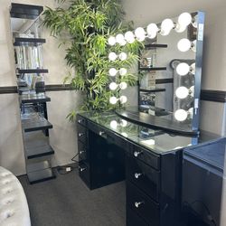 Black Vanity Set W/ Bluetooth 