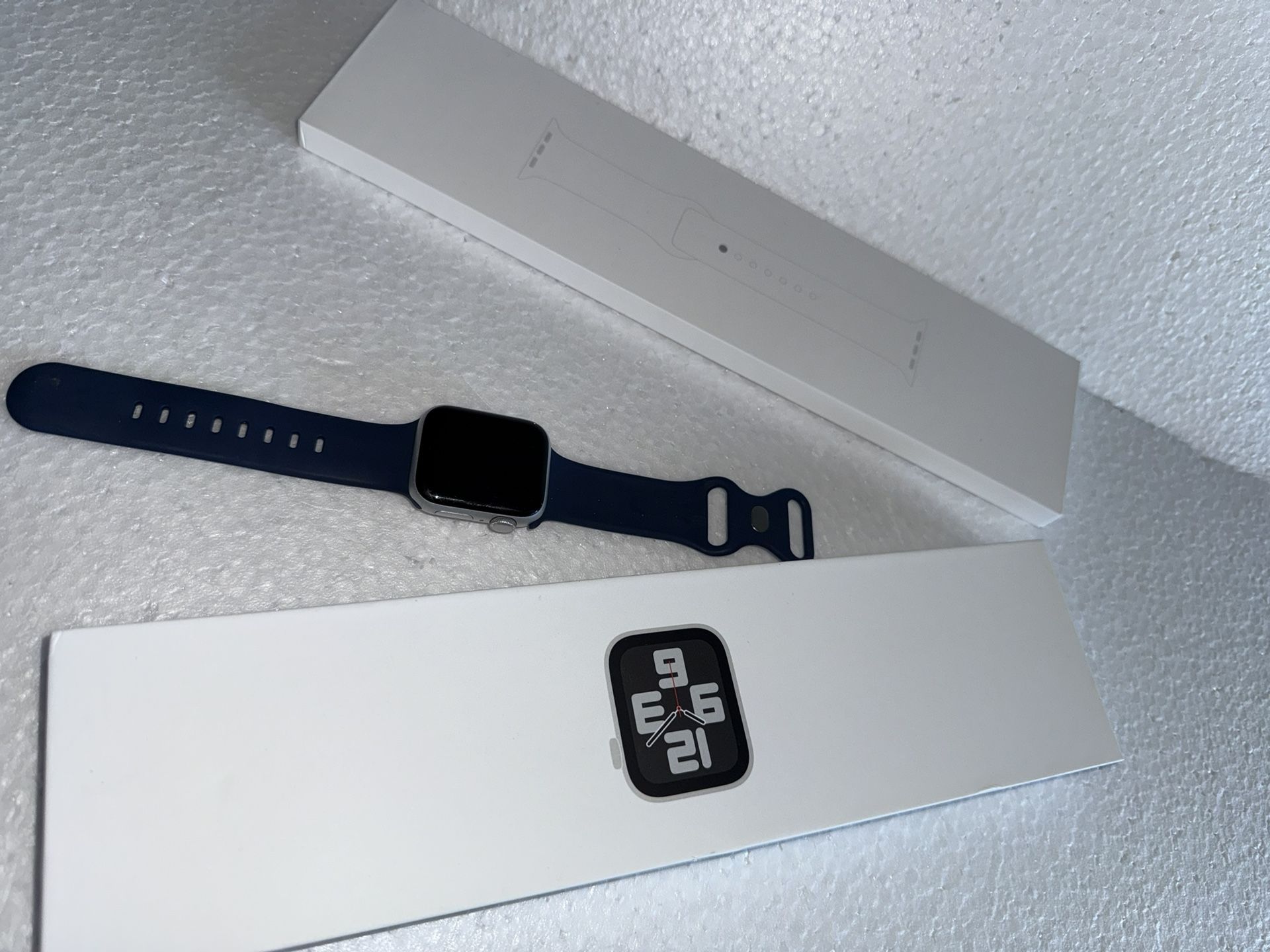 Apple Watch SE 2nd Gen – 40 mm | Como nuevo |