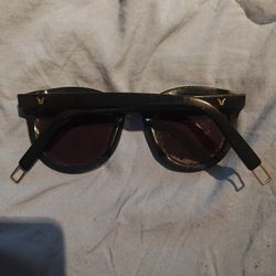 Great Xmas Present!!!Never Worn Black Peter 01.