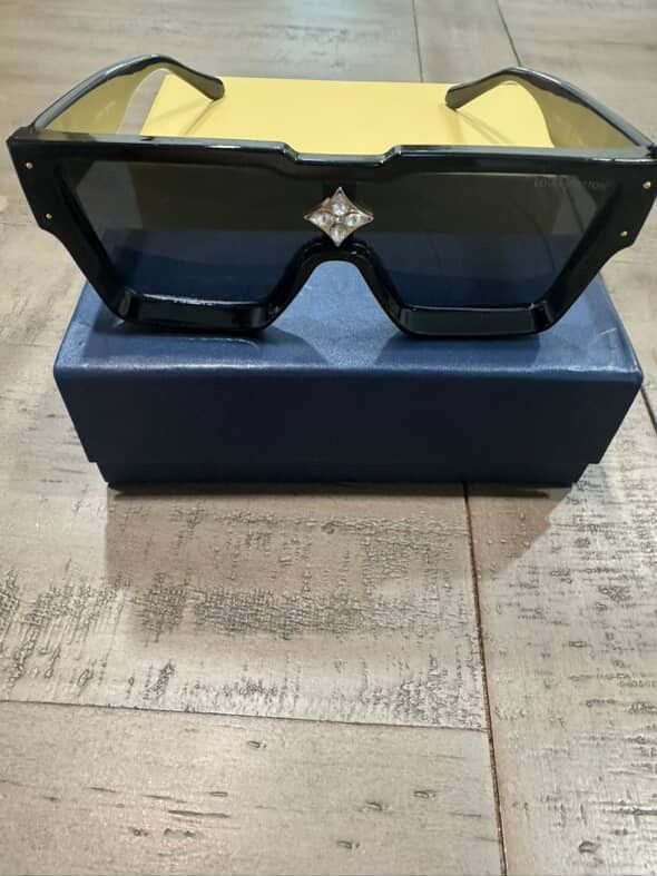 Lv Sun Glasses