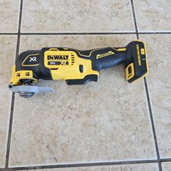 Dewalt  Oscillating  Multi-Tool