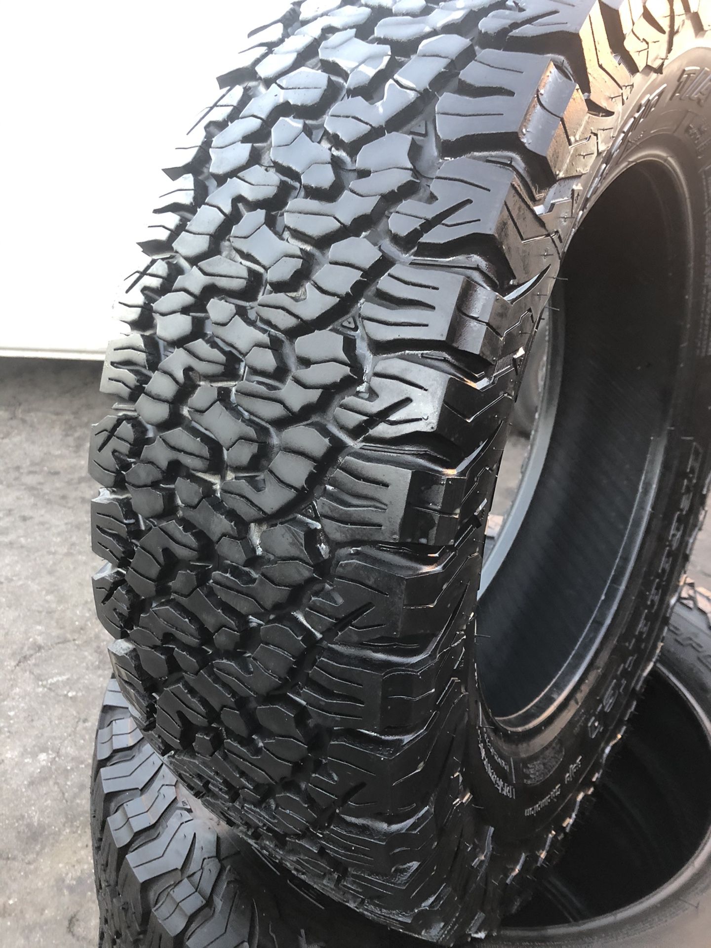 275/65/20 BFGoodRich all terrain (4 for $400)