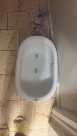 Free baby Frida bathtub