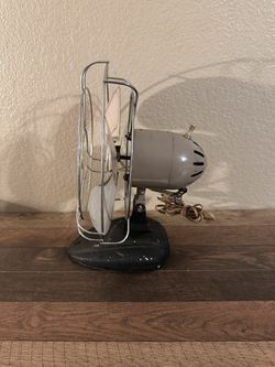 Vintage, Heavy Brown Metal Oscillating Electric Tabletop Fan, With Rare, Silver and Turquoise Double Diamond Logo Thumbnail