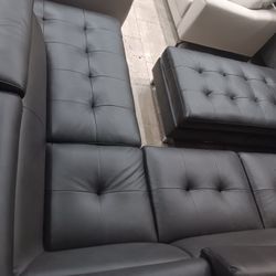 *Tax Time Furniture Event*---Ibiza Modern Gray Leather Sectional Sofa W/Ottoman---Delivery And Easy Financing Available🙌