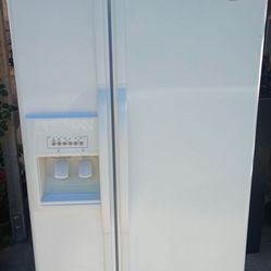 Whirlpool Refrigerator 