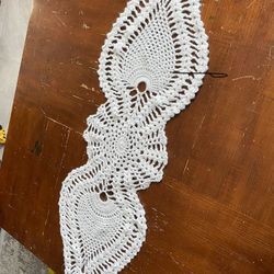 Crocheted Pineapple Stitch Runner 